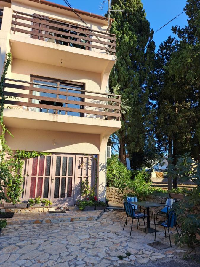 Apartmani Svitlana Сукошан Экстерьер фото