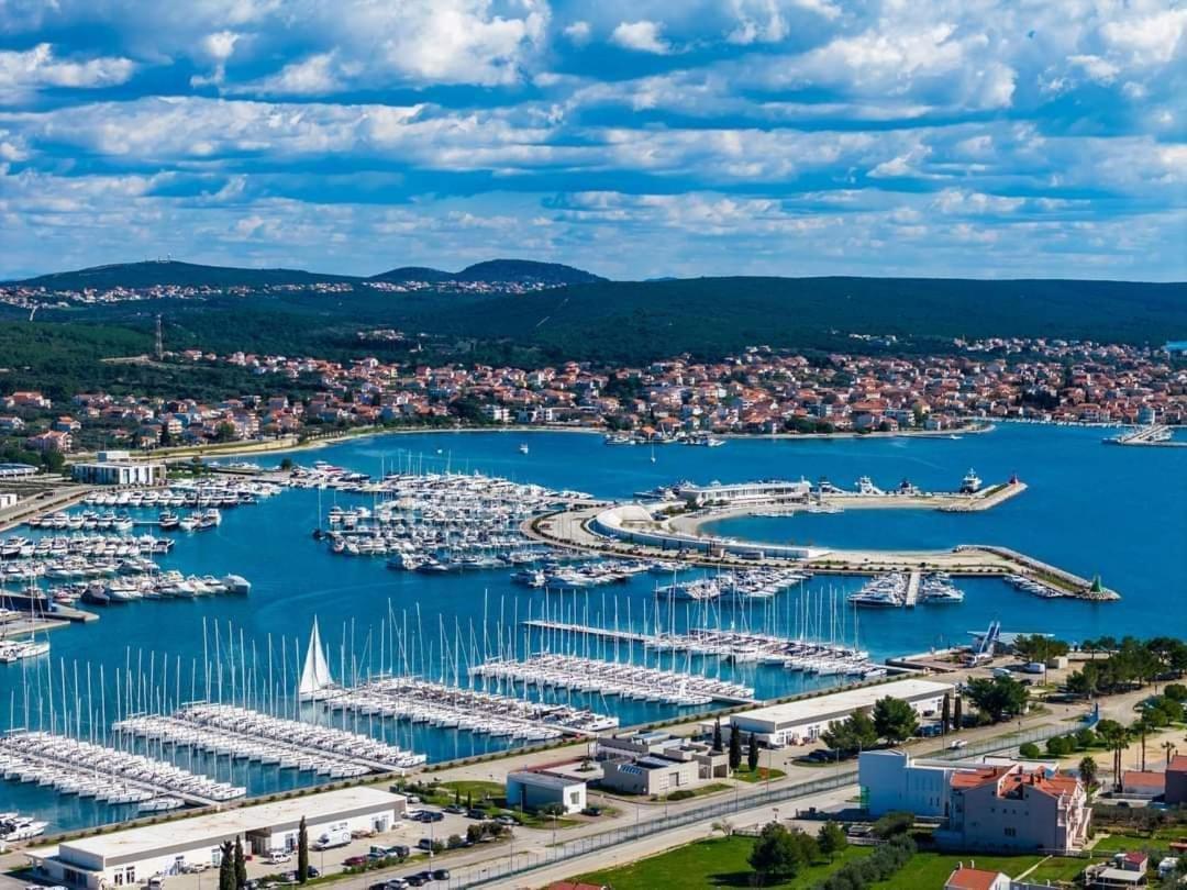 Apartmani Svitlana Сукошан Экстерьер фото