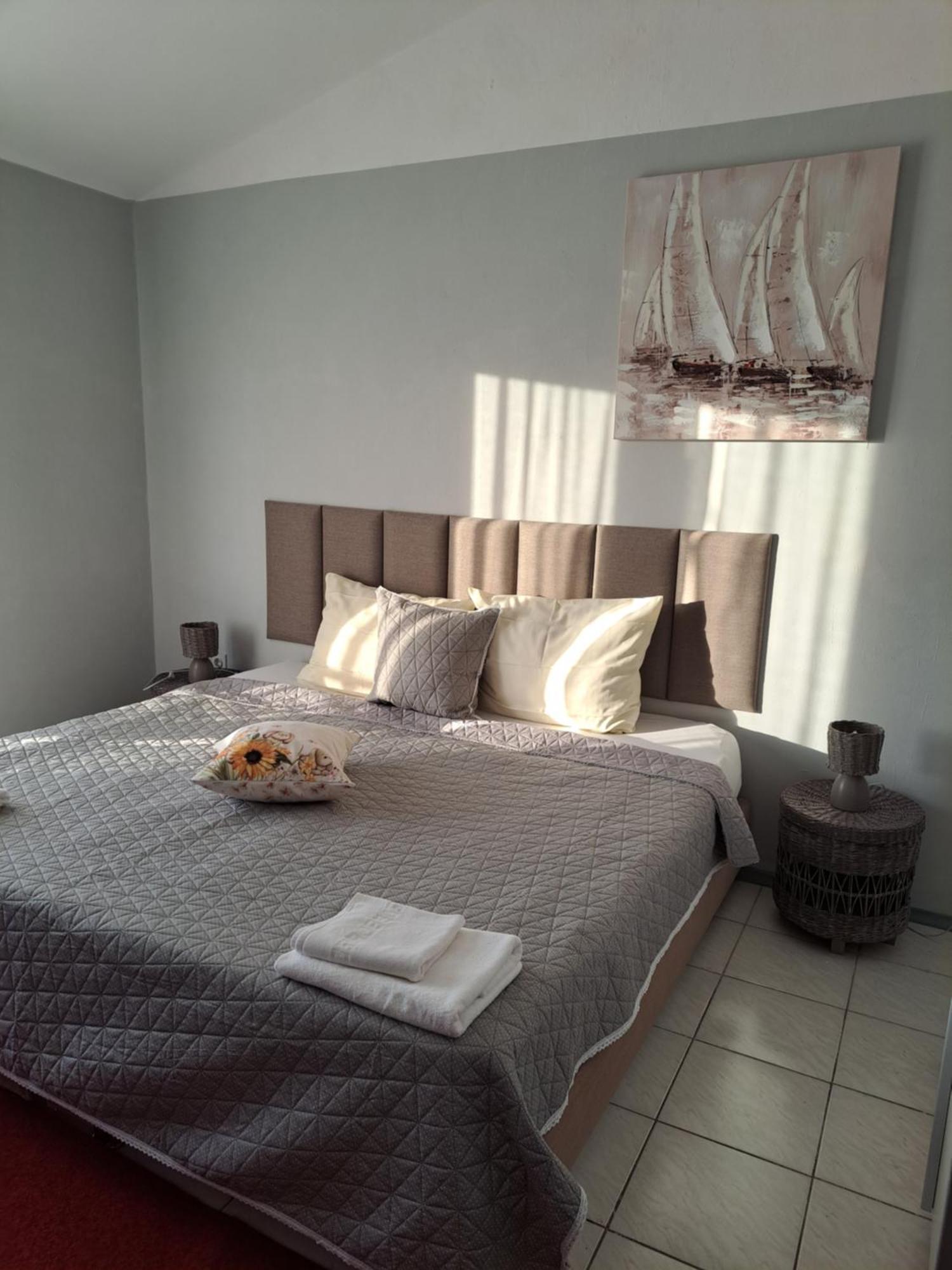 Apartmani Svitlana Сукошан Экстерьер фото